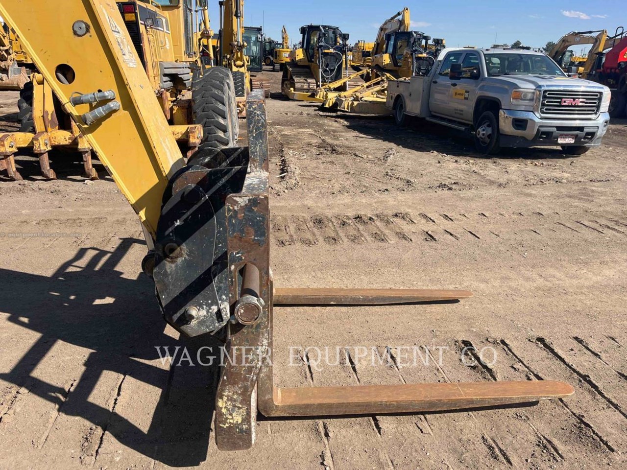 2007 Caterpillar TL943 Image 18