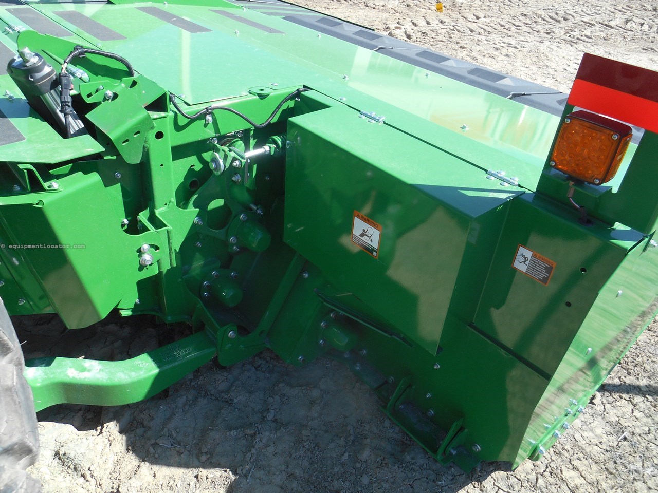 2024 John Deere R500 Image 3
