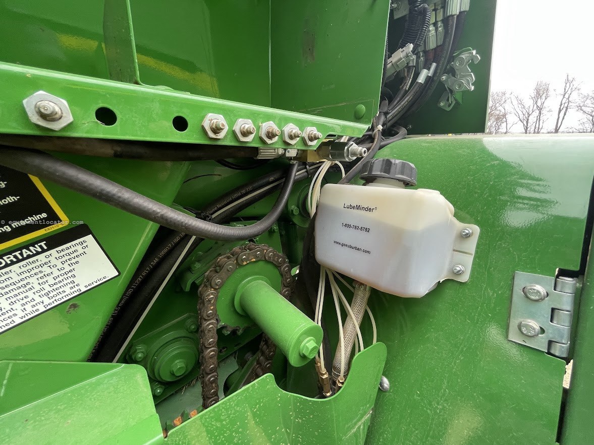 2022 John Deere 450M Image 10