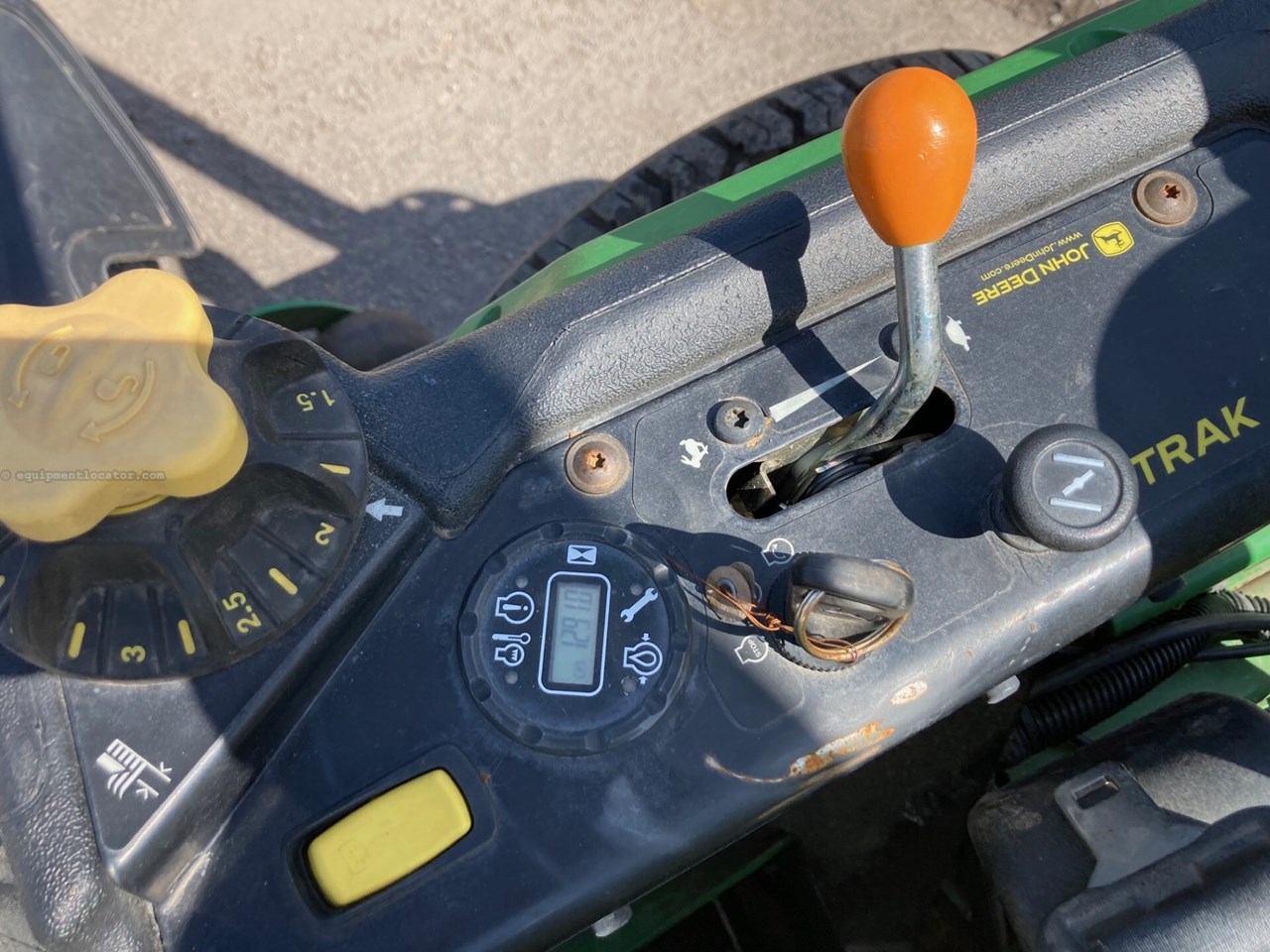 2020 John Deere Z970R Image 10