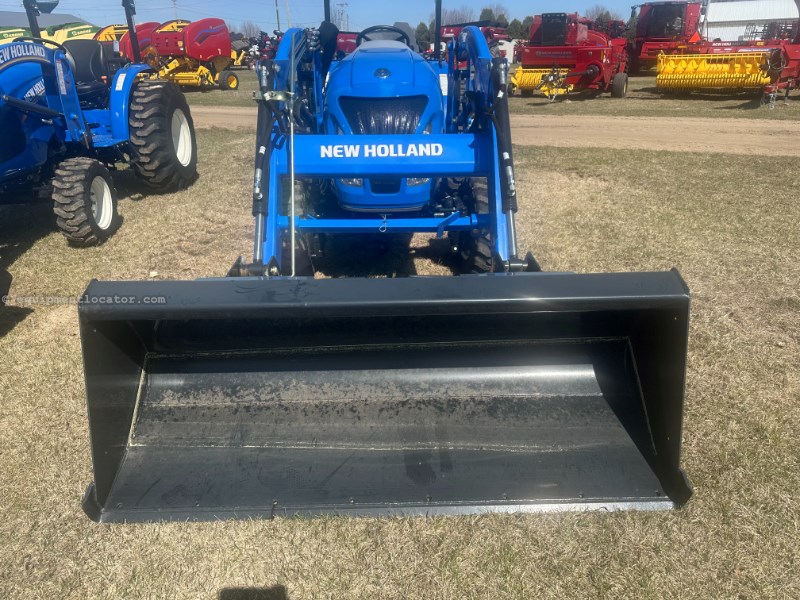 2023 New Holland Workmaster 35 Image 6