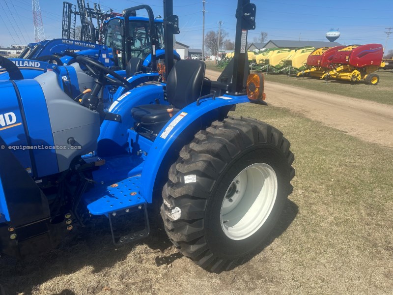 2023 New Holland Workmaster 35 Image 9