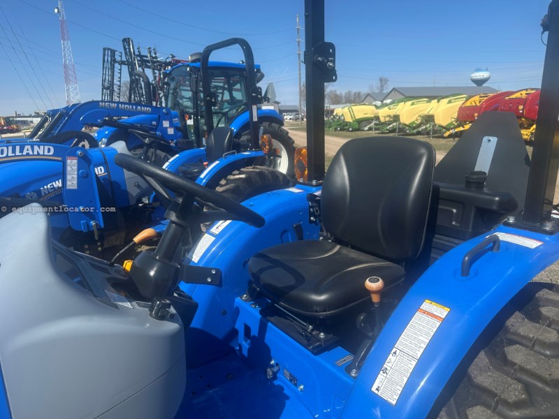 2023 New Holland Workmaster 35 Image 10