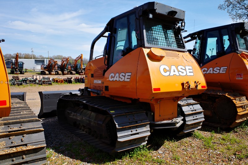 2024 Case 850M WT Image 3