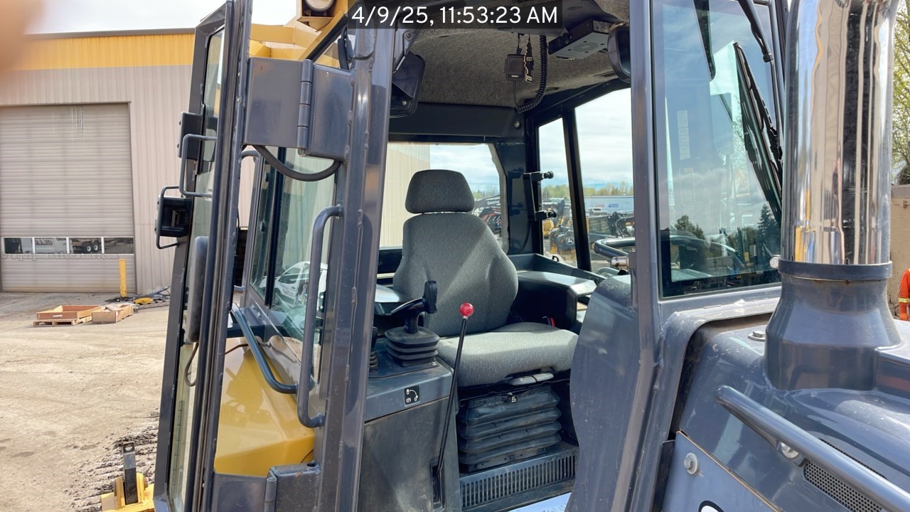 2018 John Deere 850K WLT Image 10
