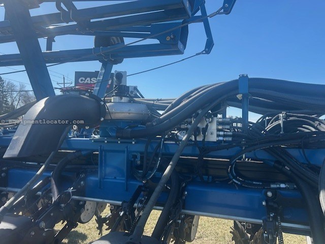 2014 Kinze 4900 Image 10