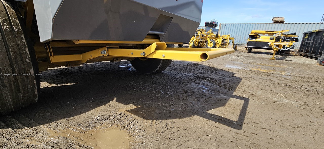 2021 Vermeer 604R Premium Image 10