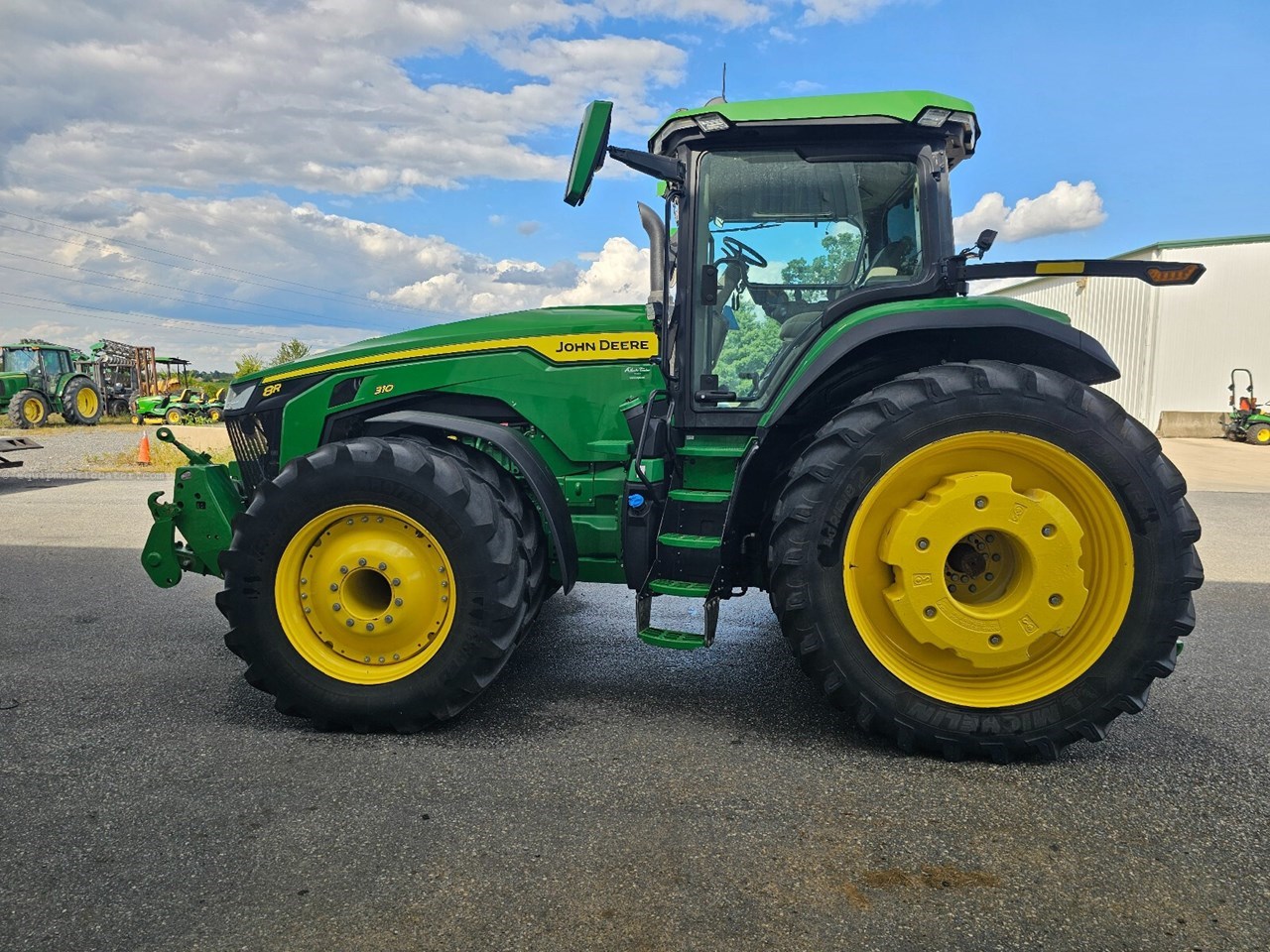 2024 John Deere 8R 310 Image 2