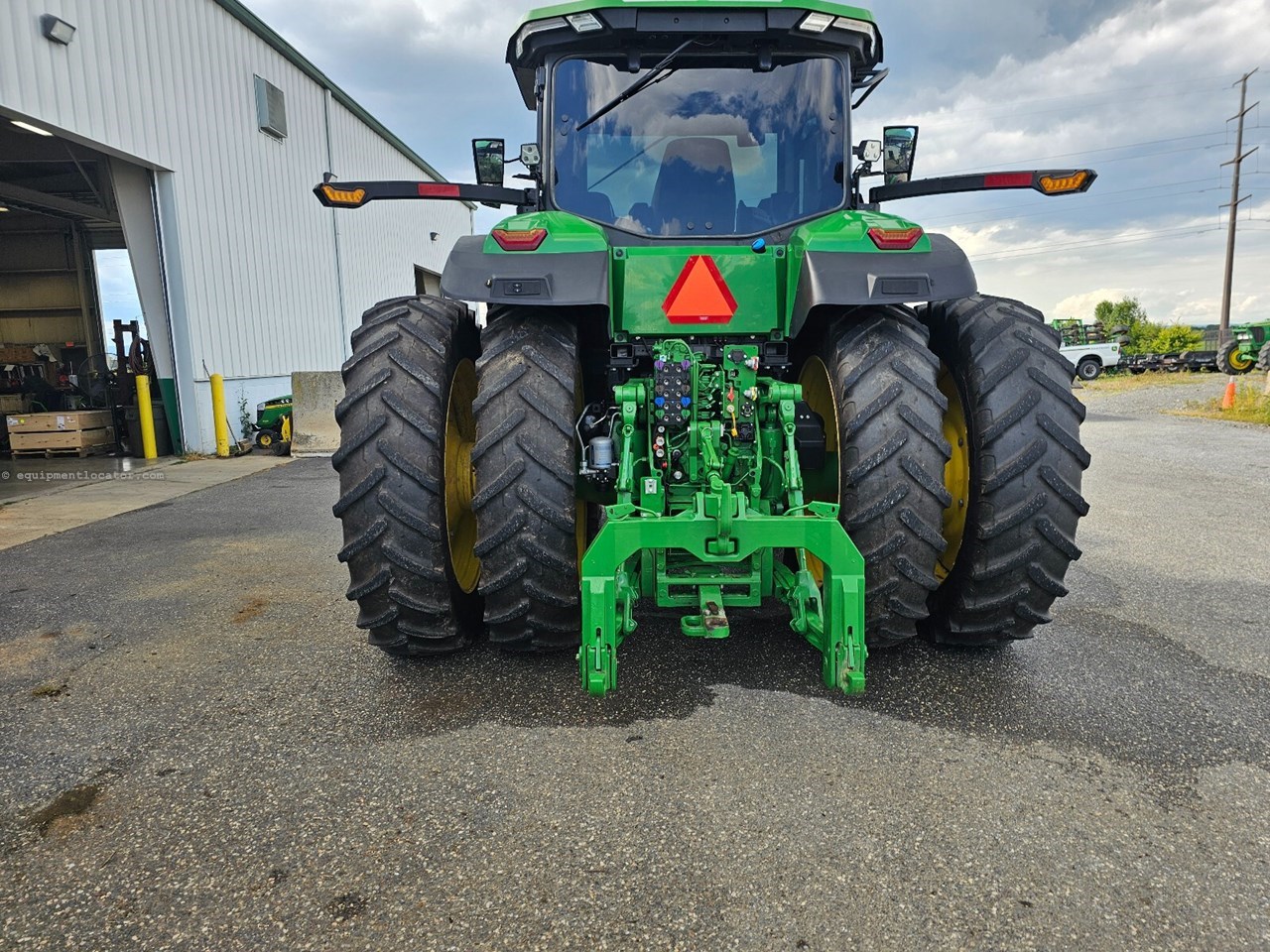 2024 John Deere 8R 310 Image 15