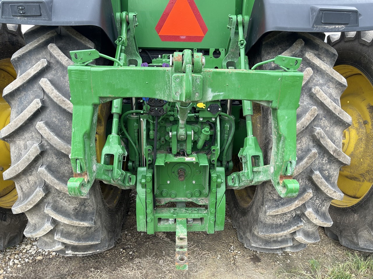2023 John Deere 7R 230 Image 10