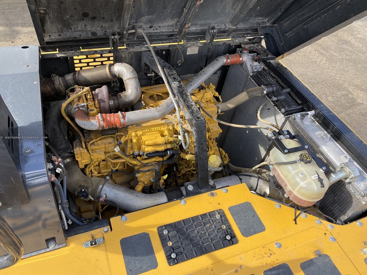 2022 John Deere 350 P Image 10