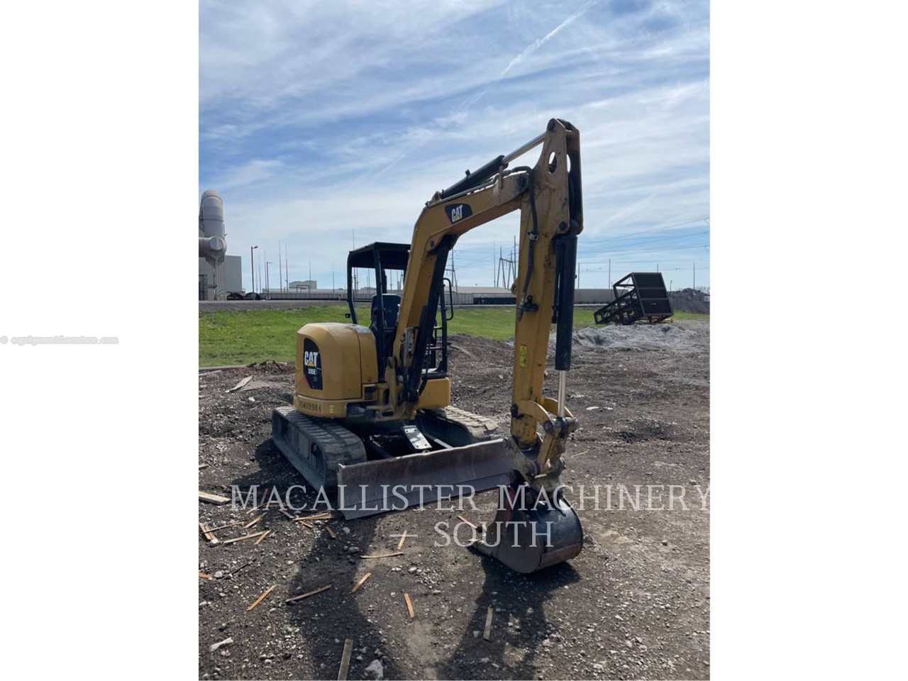 2019 Caterpillar 305E Image 2