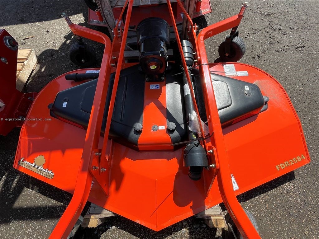 2023 Kubota FDR2584 Image 1