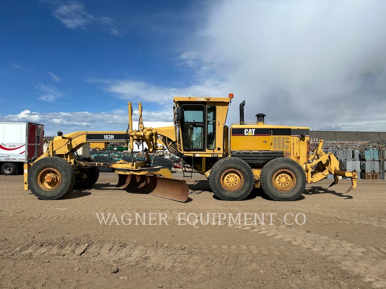 2004 Caterpillar 163H AWD Image 10