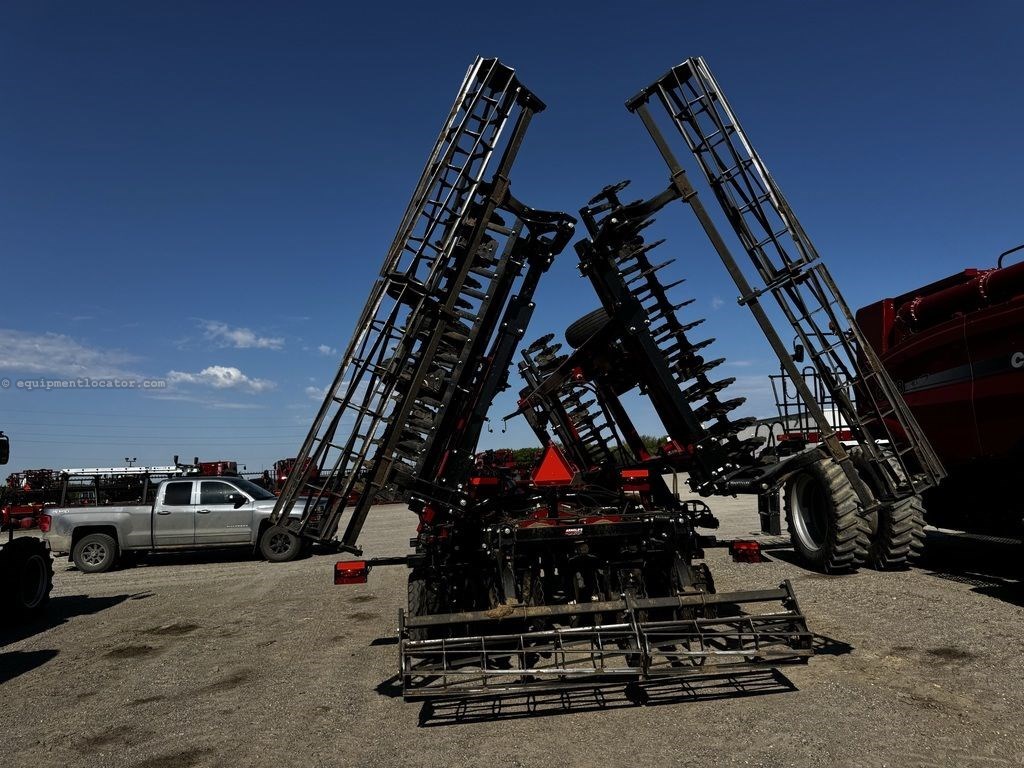 2022 Case IH 435 25' Image 4