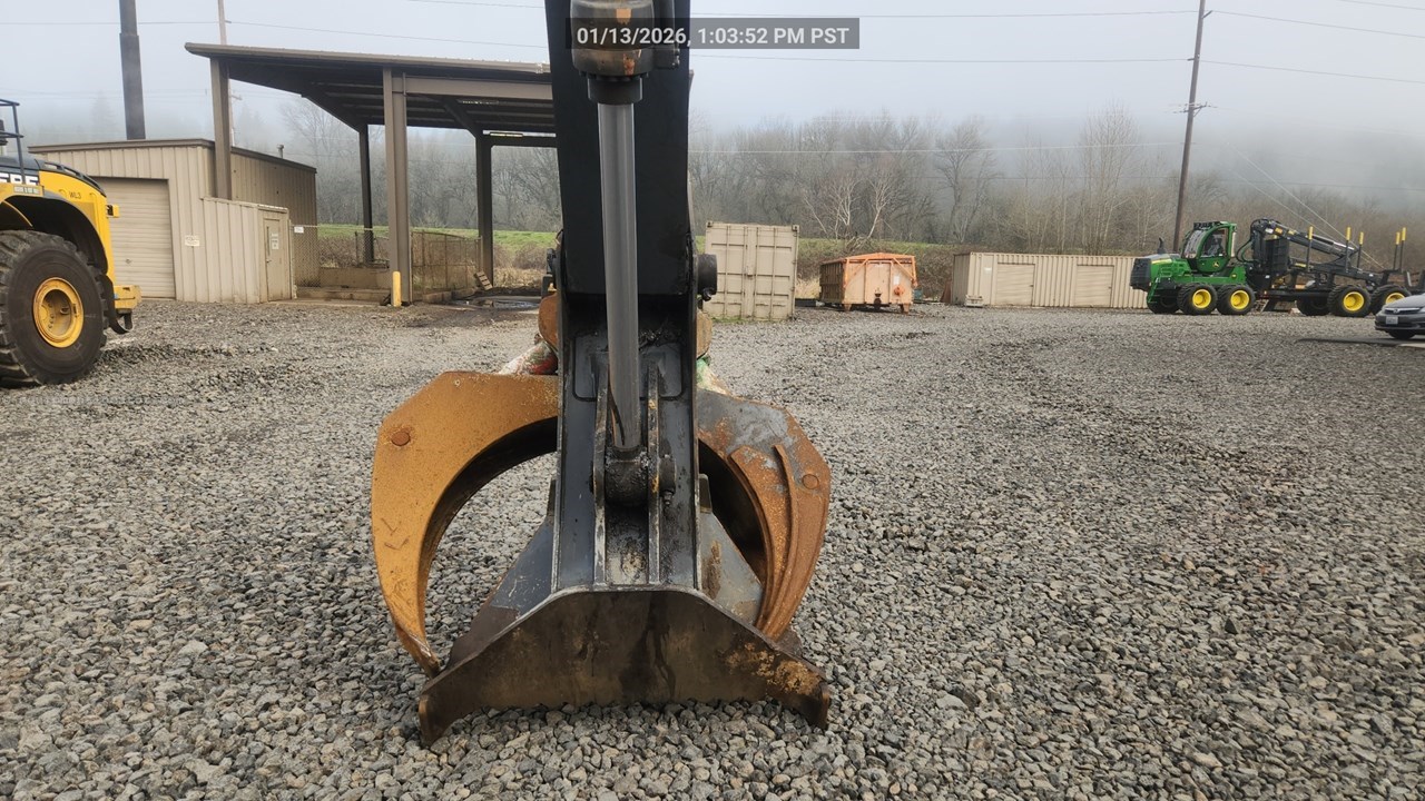 2017 John Deere 3156G Image 10