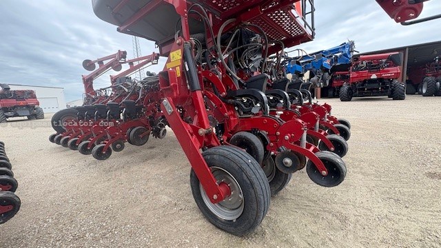 2019 Case IH 2150 Image 2