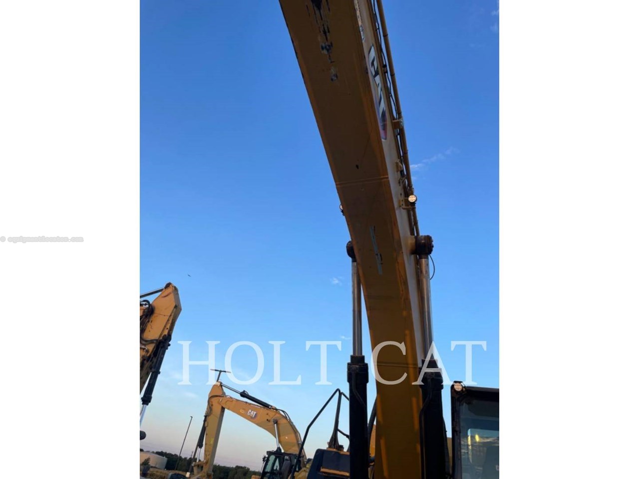 2023 Caterpillar 352 11 TC Image 10