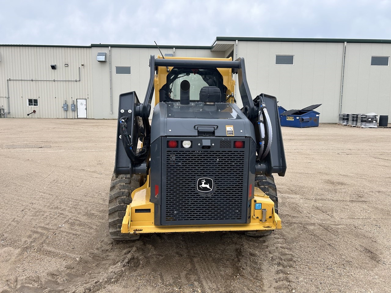 2021 John Deere 330G Image 4