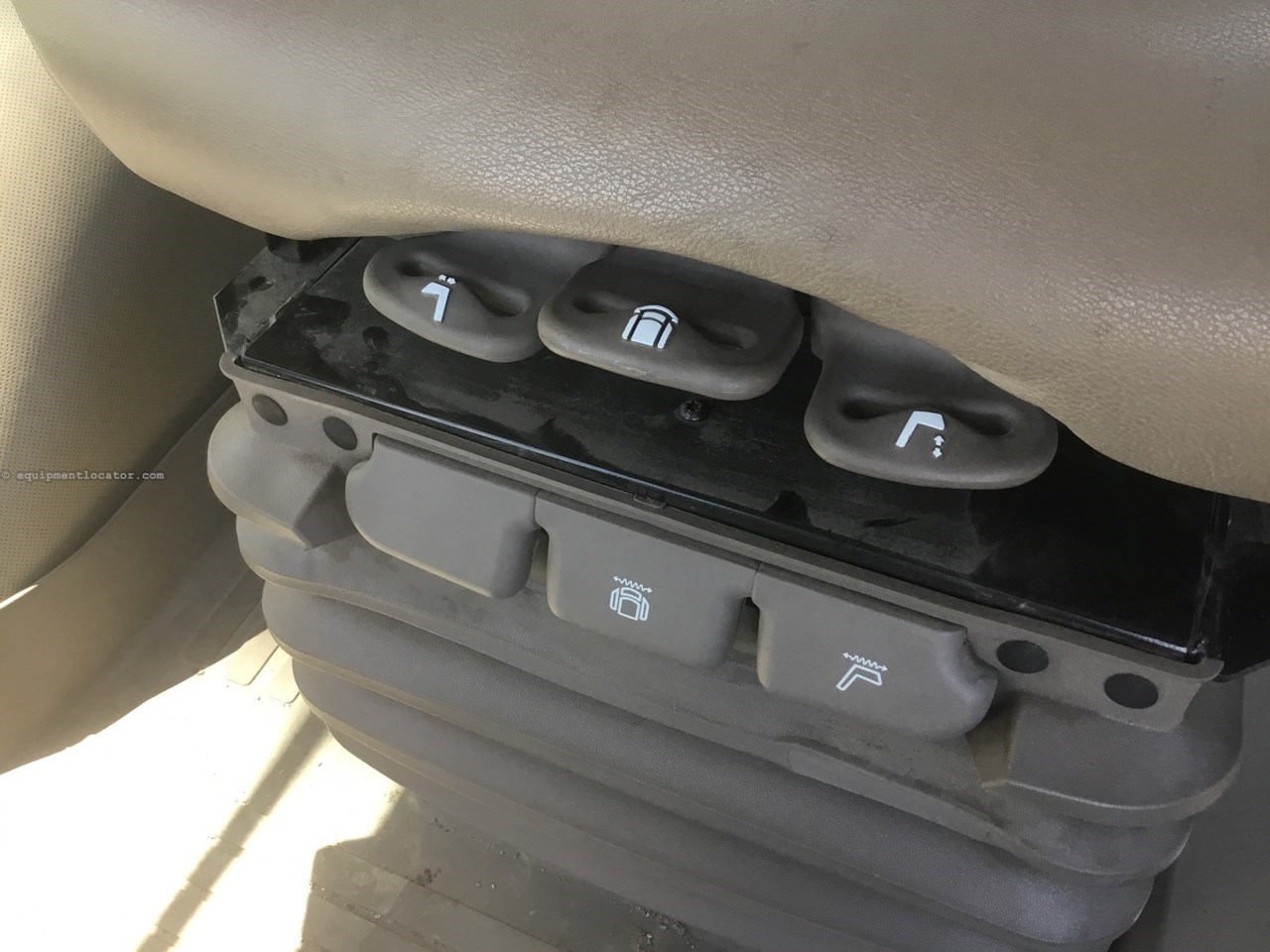 2021 John Deere 9620R Image 10