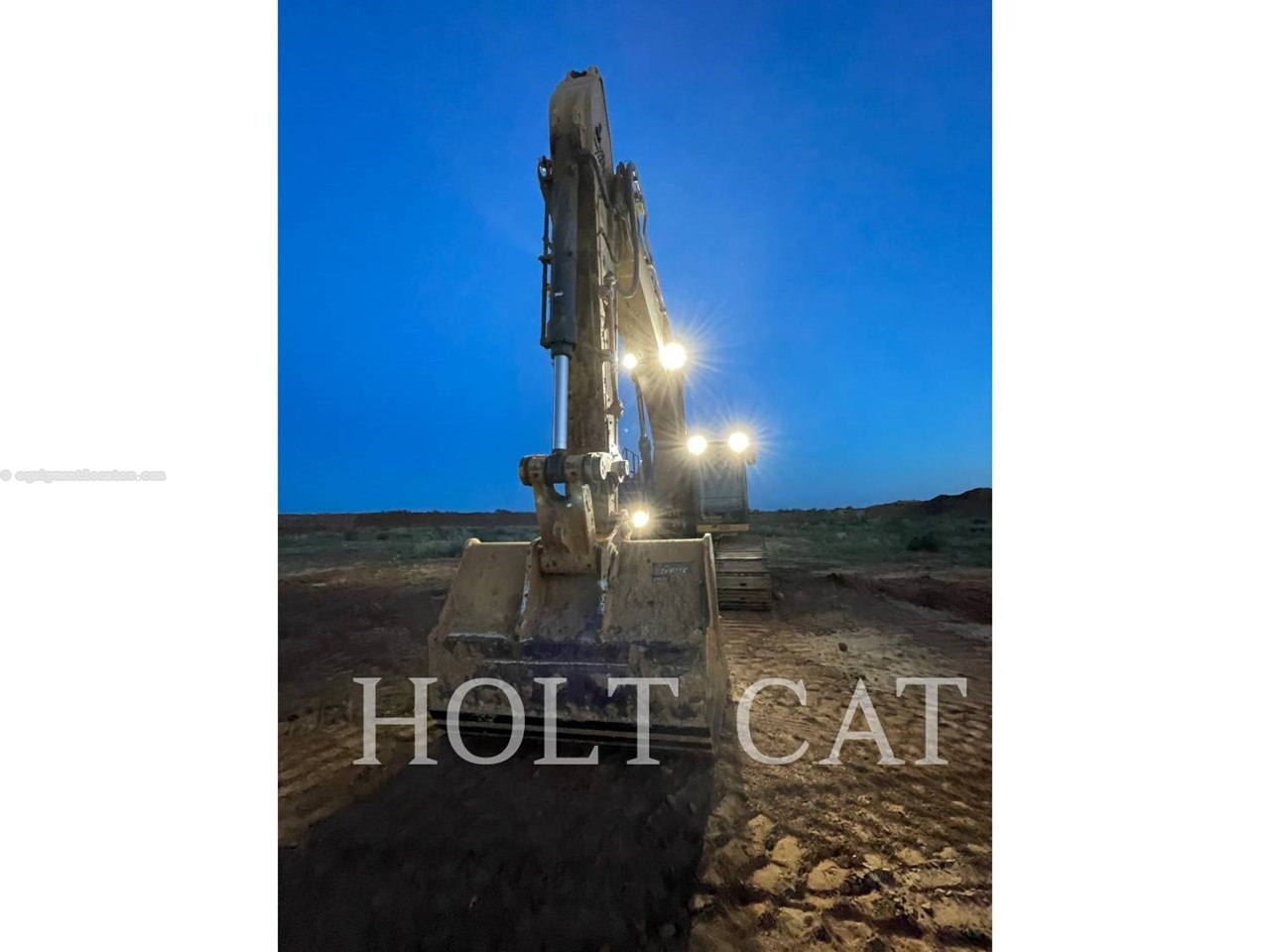 2024 Caterpillar 352-08FG Image 10