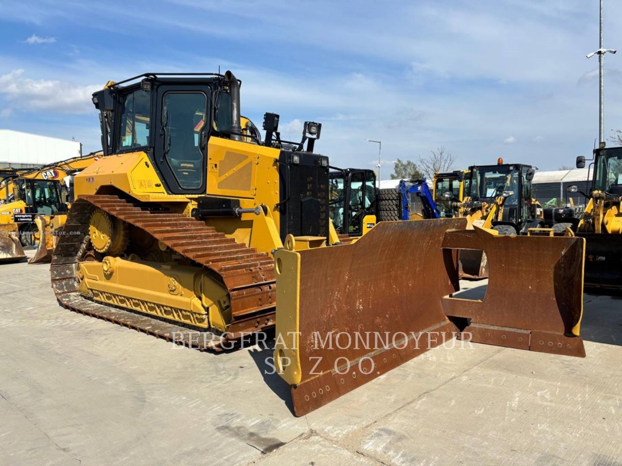 2021 Caterpillar D5 LGP Image 2