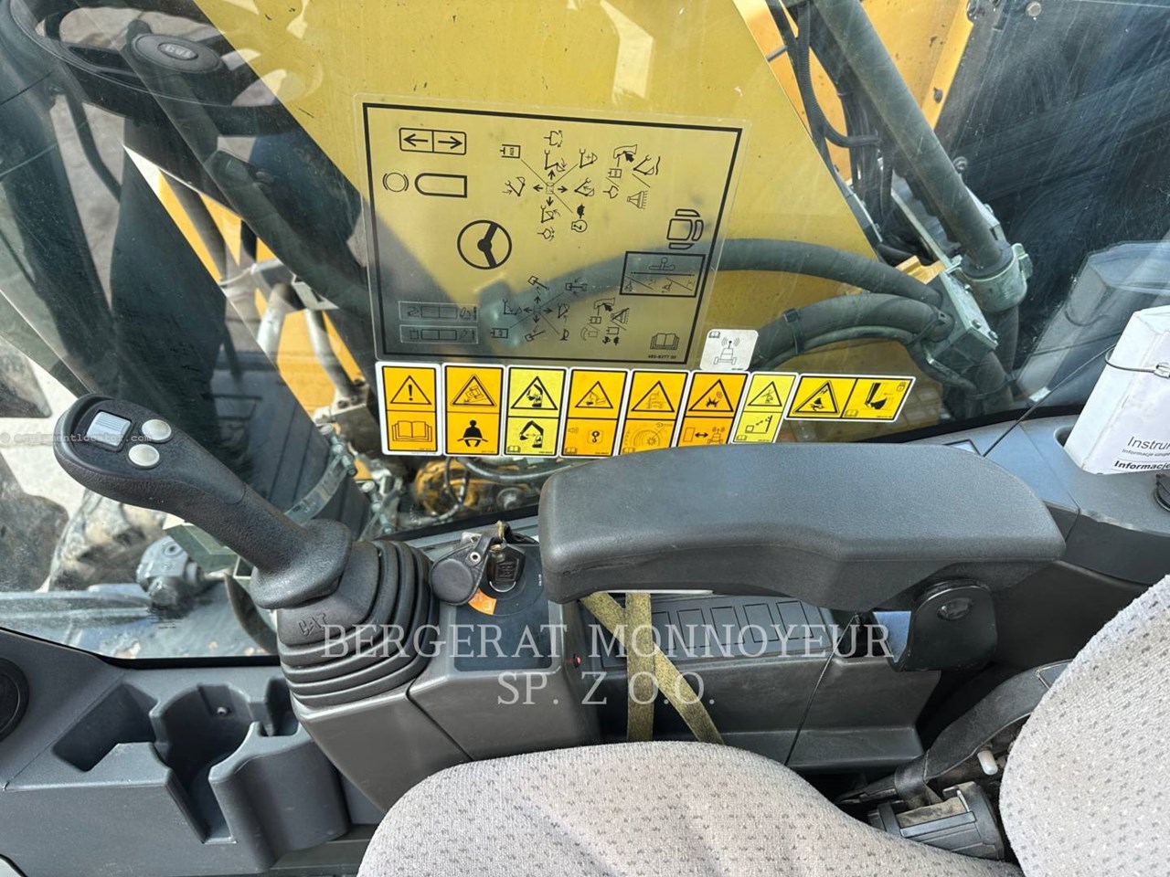 2019 Caterpillar M318F Image 10