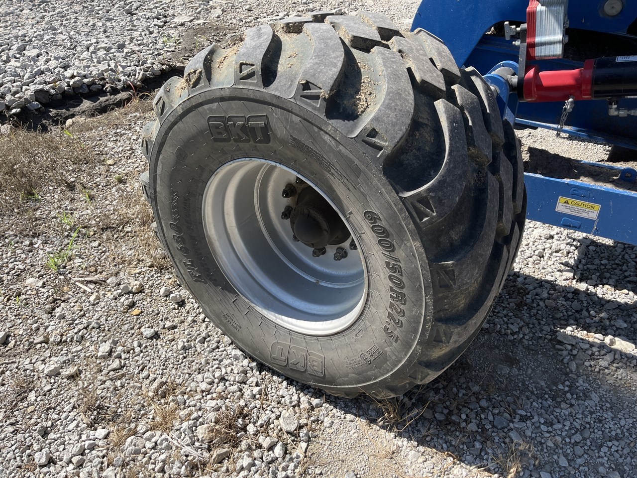 2023 Brandt 326A Image 10