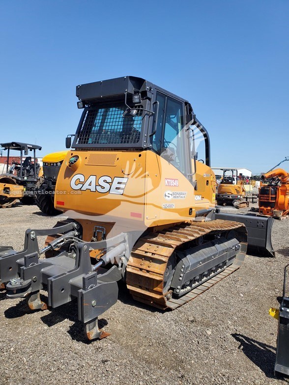 2023 Case 750M LT Image 4