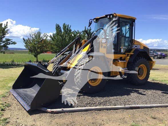2022 JCB 417 AGRI Image 1