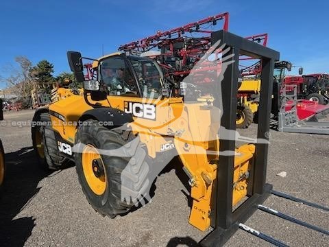 2024 JCB 560-80 AGRI XTRA Image 1