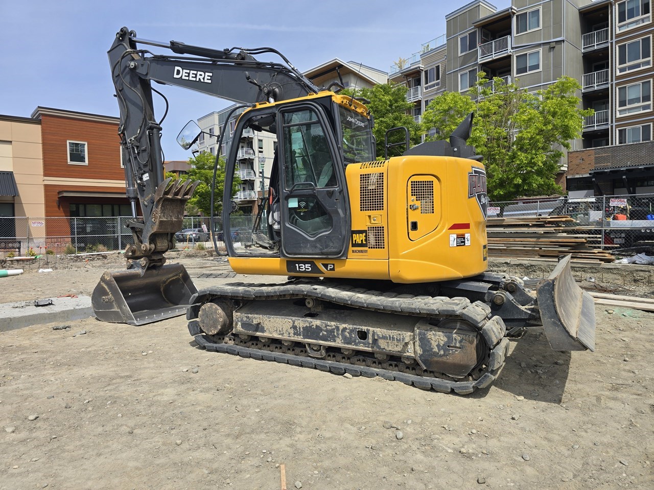 2023 John Deere 135 P Image 2