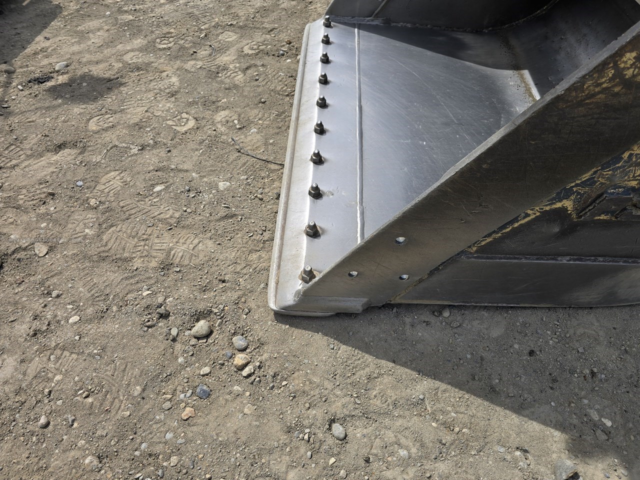 2023 John Deere 135 P Image 15