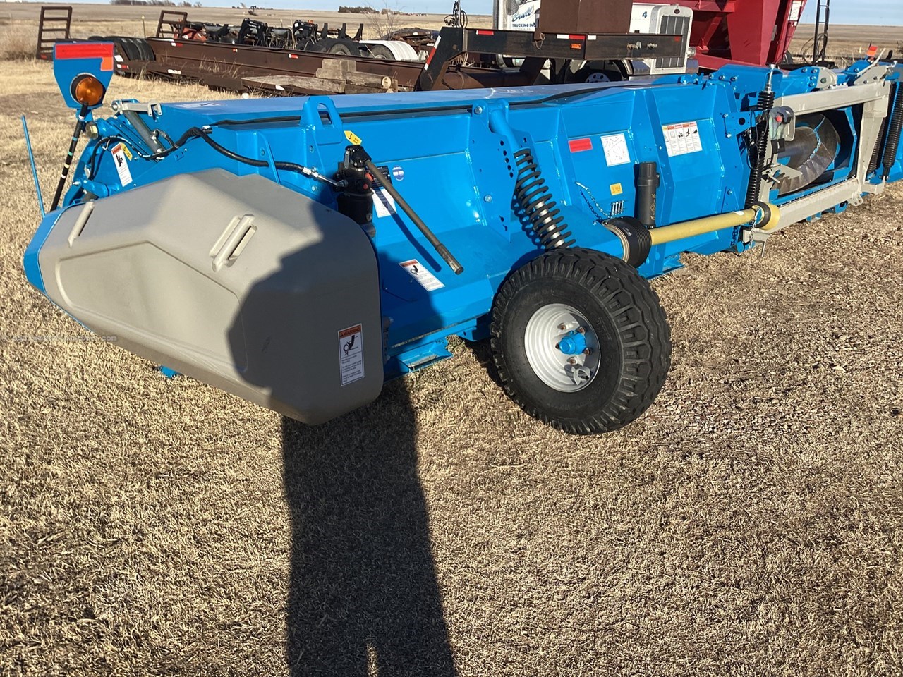 2022 Shelbourne XCV 32 Image 10