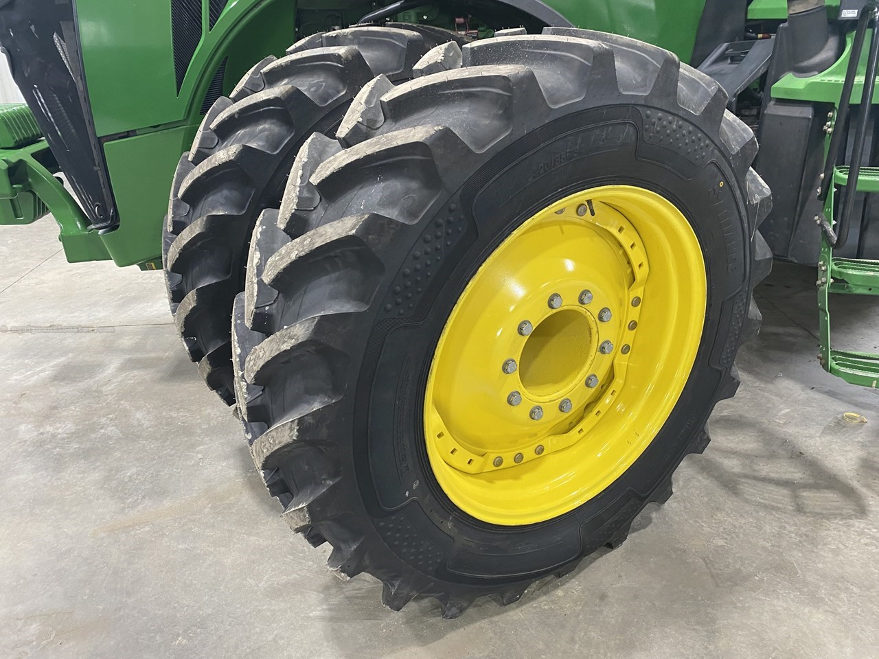 2011 John Deere 8310R Image 10