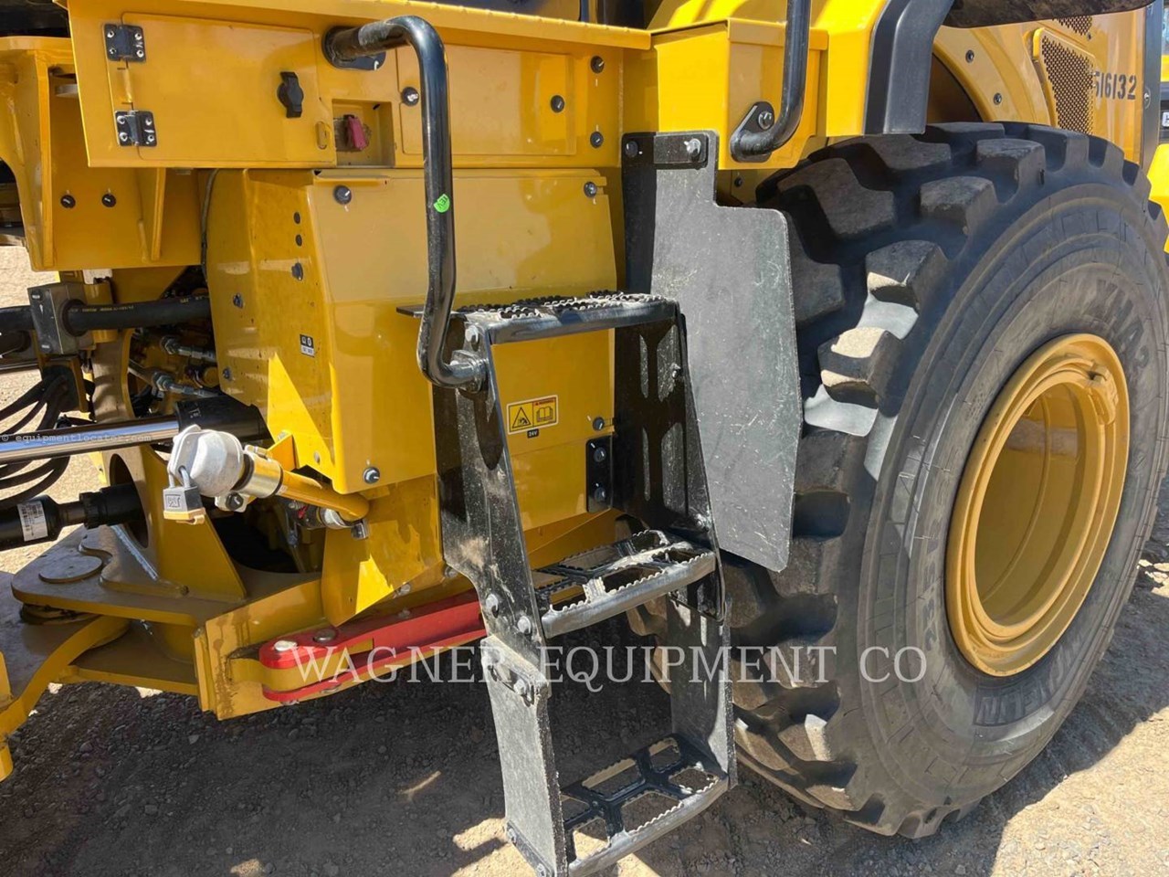 2024 Caterpillar 950 Image 10