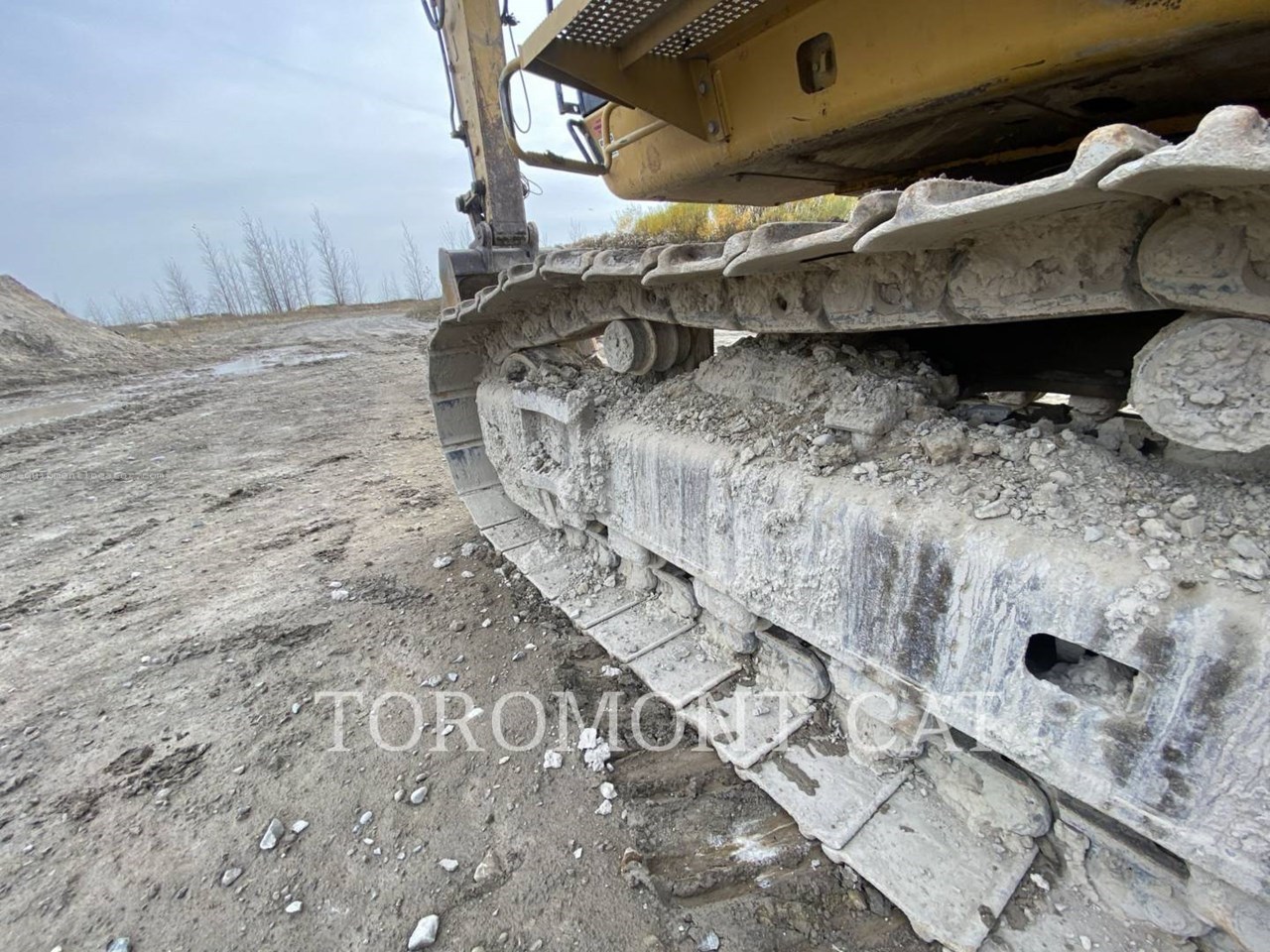 2011 Caterpillar 374DL Image 17