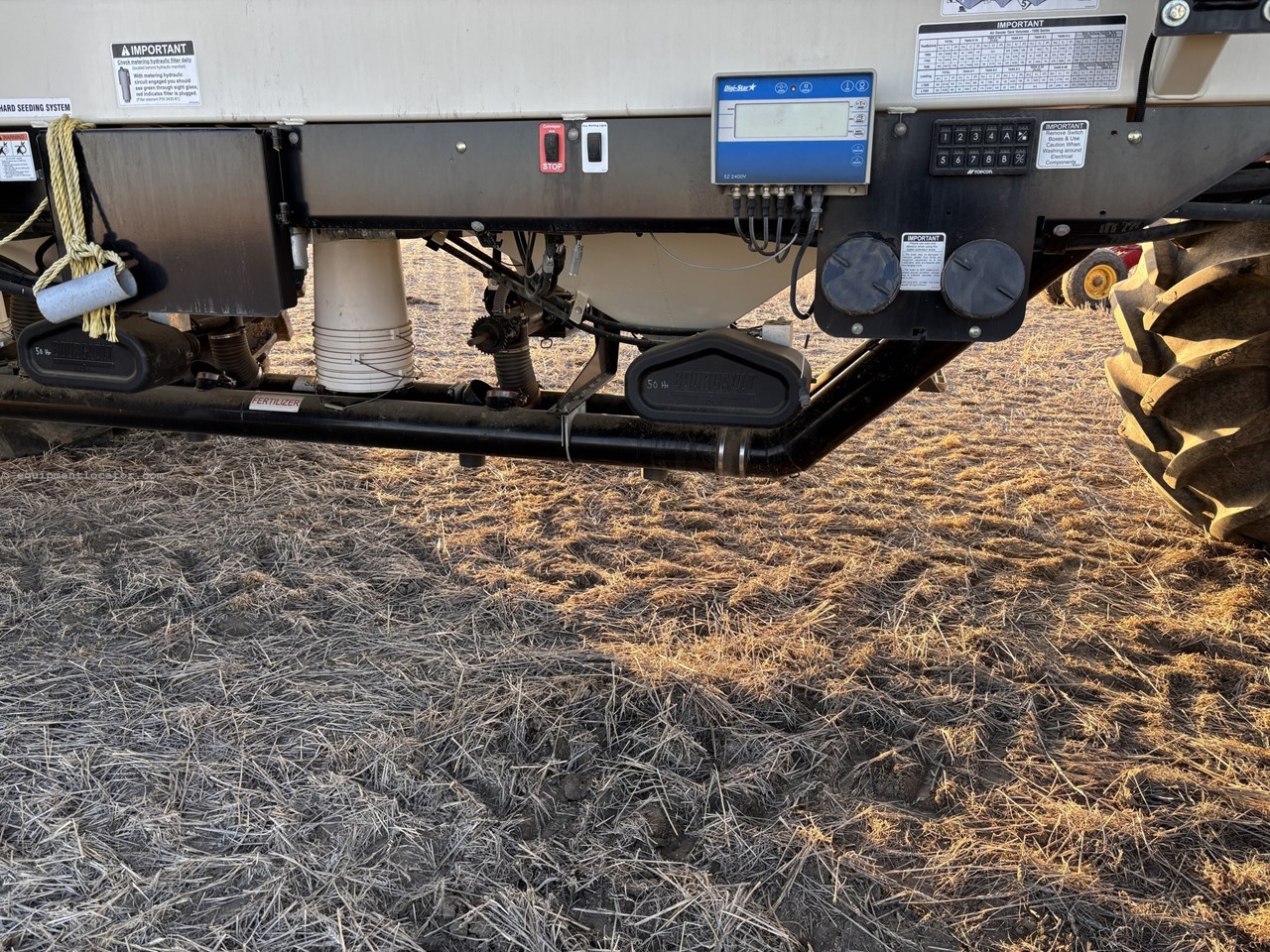 2016 Bourgault 7950 Image 6