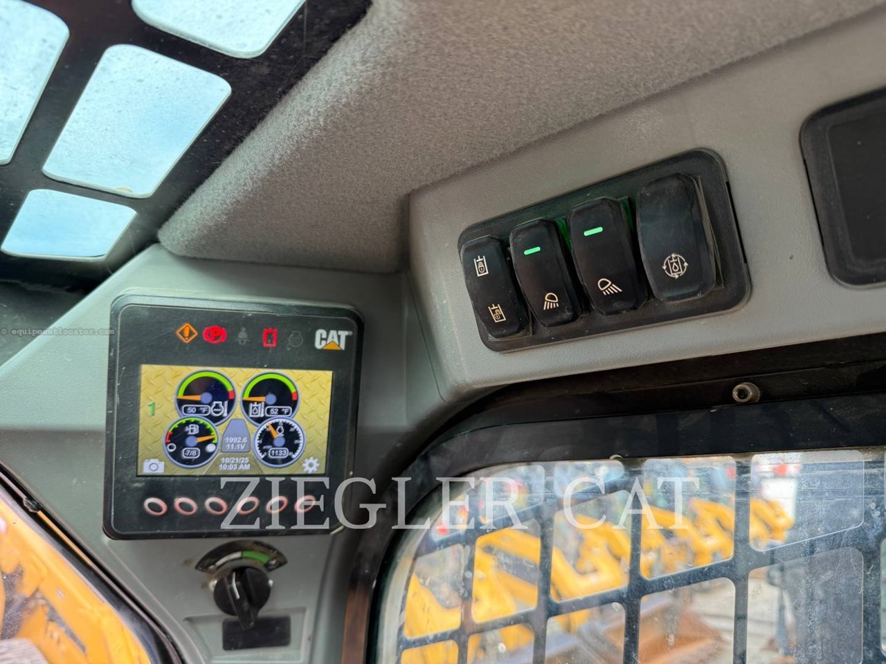 2023 Caterpillar 289D3 Image 10