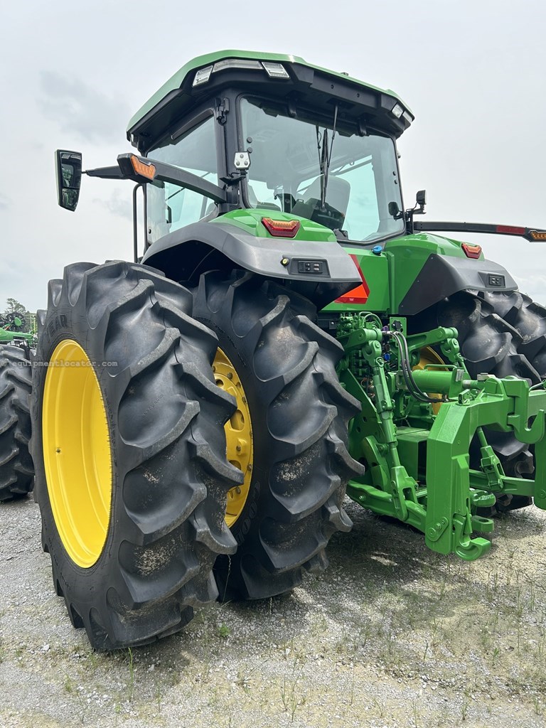 2024 John Deere 8R 280 Image 2