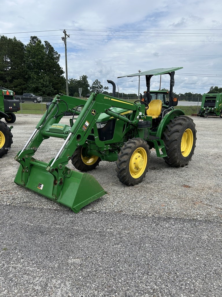 2018 John Deere 5065E Image 2