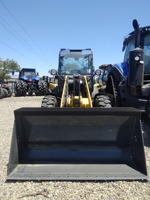 2025 New Holland W70C Image 2