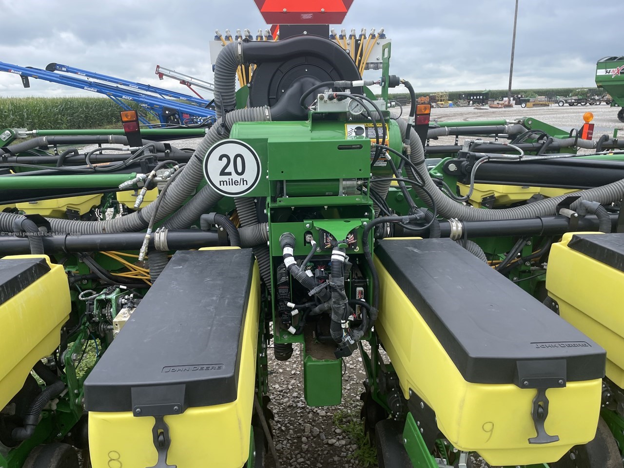 2021 John Deere 1725 Image 5