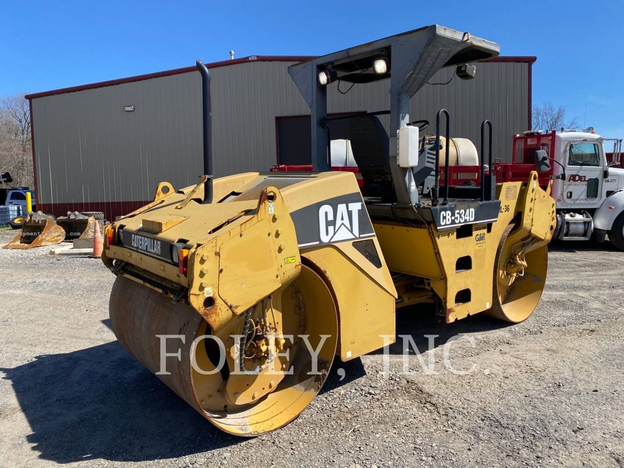 2006 Caterpillar CB-534D Image 3