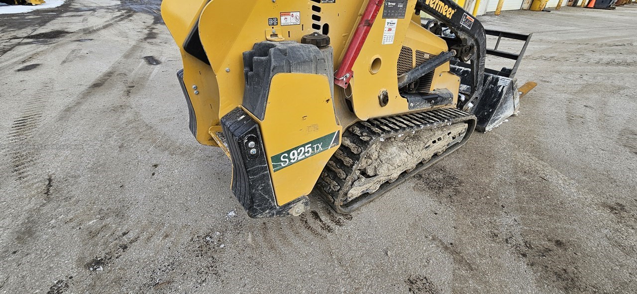 2023 Vermeer S925TX MINI SKID STEER Image 16