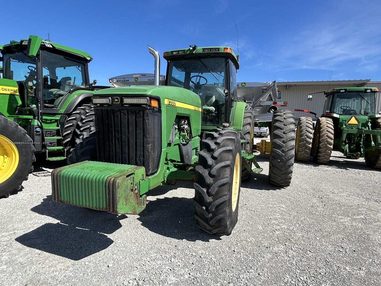 1998 John Deere 8300 Image 3