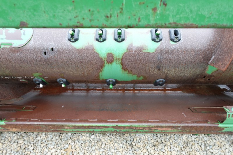 2007 John Deere 630F Image 11