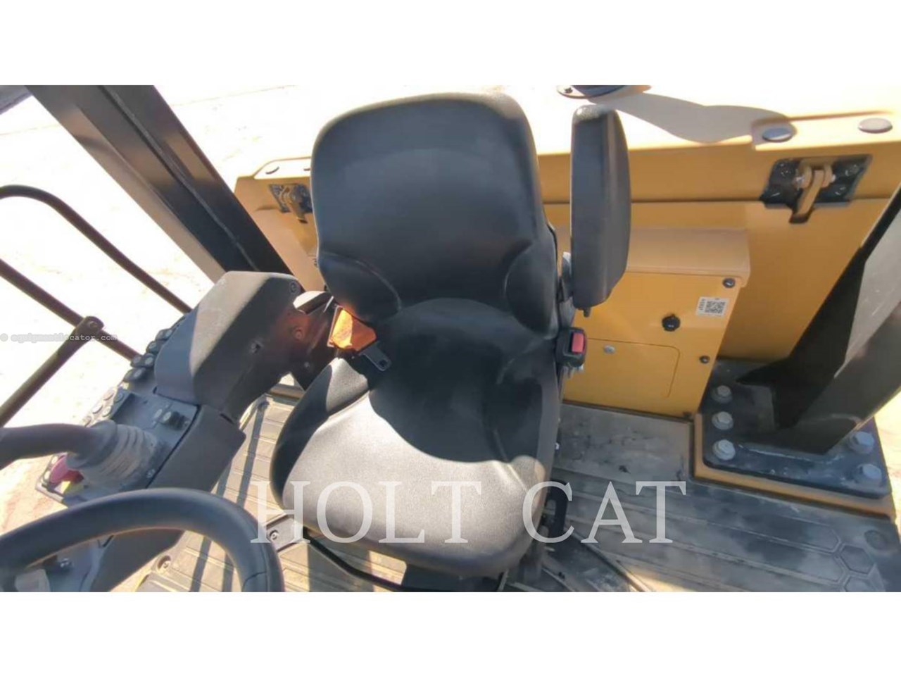 2023 Caterpillar CW16 Image 7