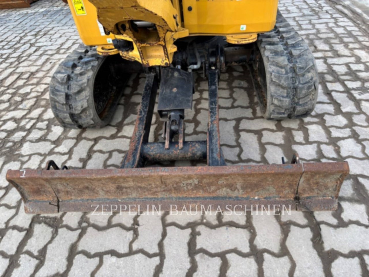 2022 Caterpillar 301.7-05A Image 10