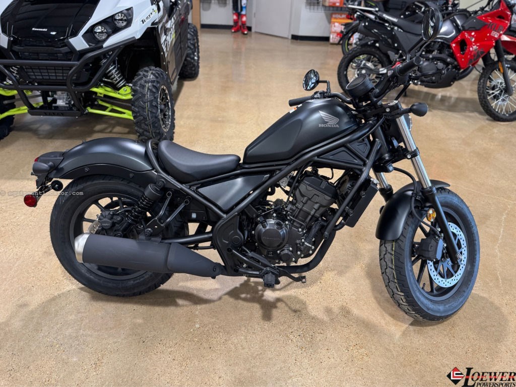 2025 Honda Rebel 300 Image 2